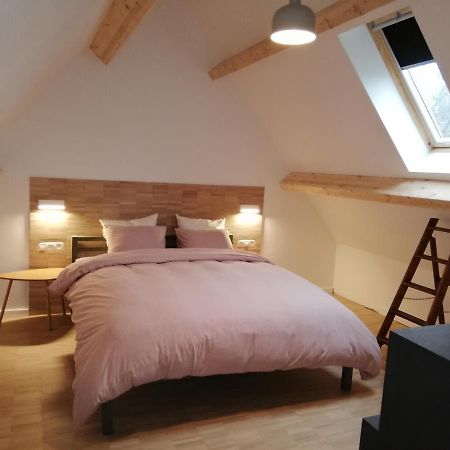 Destelbergen Noest Bed & Breakfast エクステリア 写真